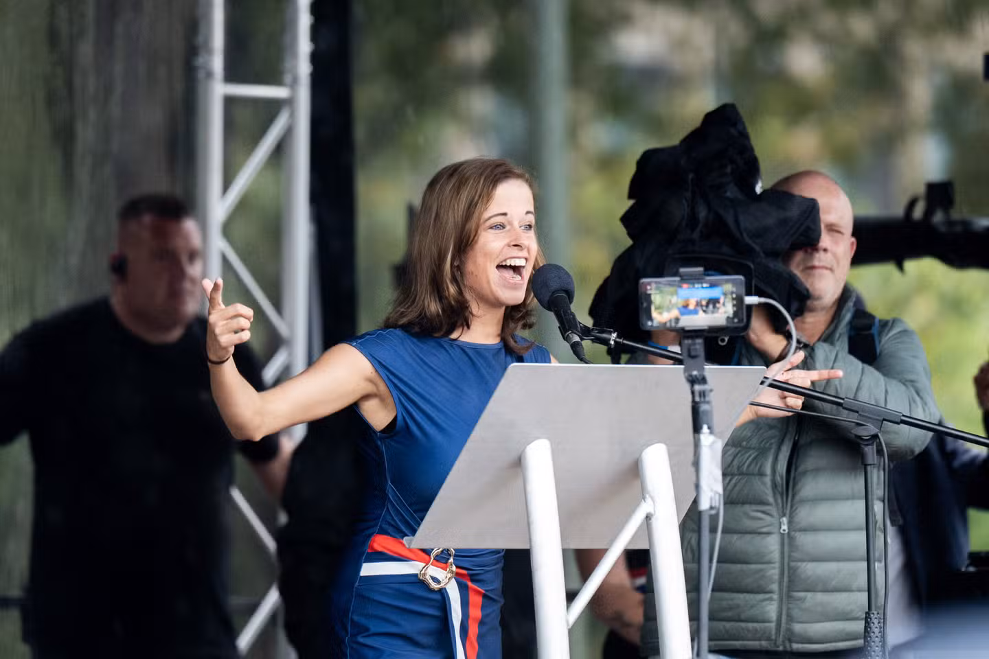Els Rechts, l’influenceuse d’extrême droite qui attise la violence dans les rues néerlandaises