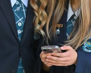 Australie : Interdiction des réseaux sociaux pour les moins de 16 ans !
