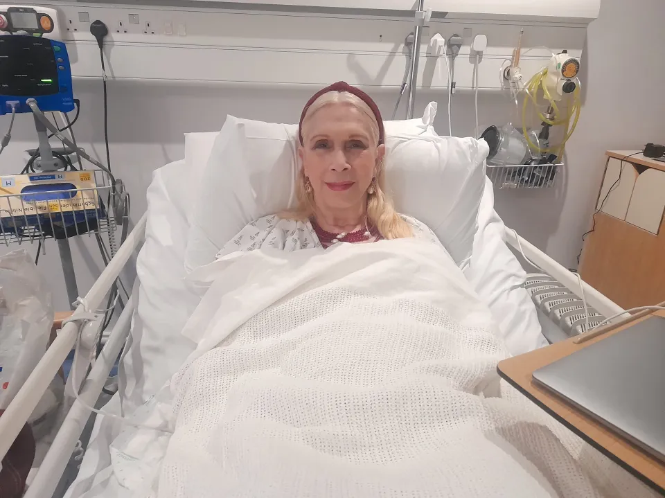 Célébrité d’I’m A Celeb risque de ne plus marcher pendant six mois après une chute à l’hôtel de luxe