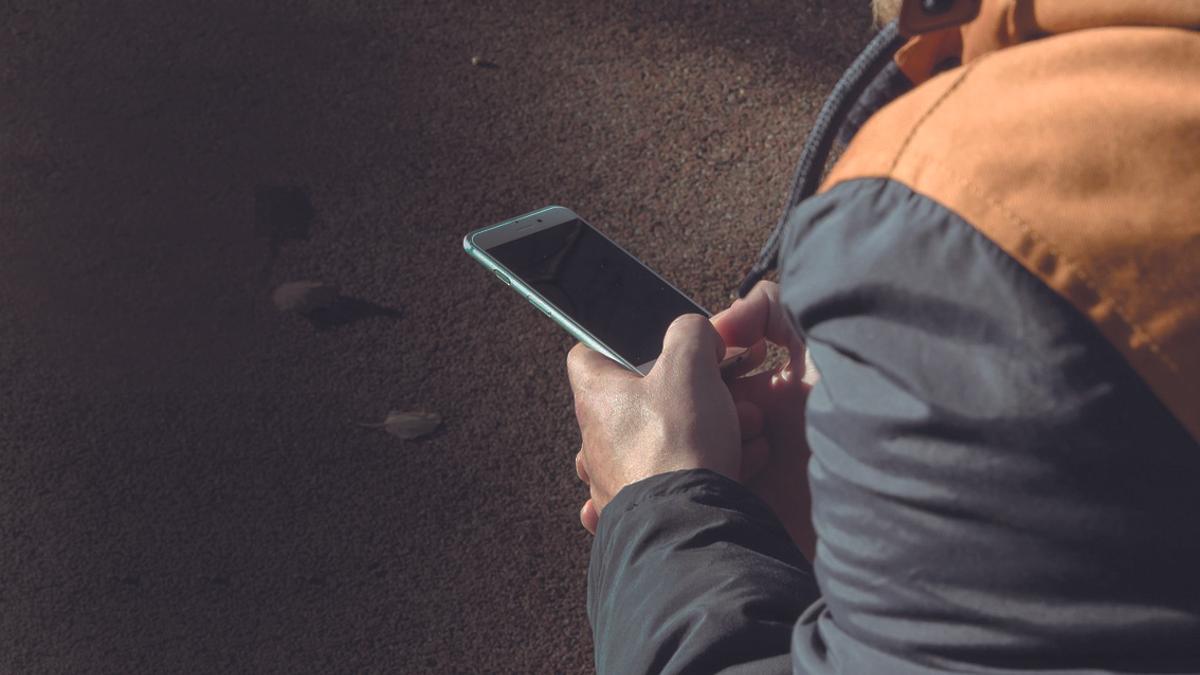Contrôlez vos amitiés sur les réseaux sociaux pour une vie équilibrée !