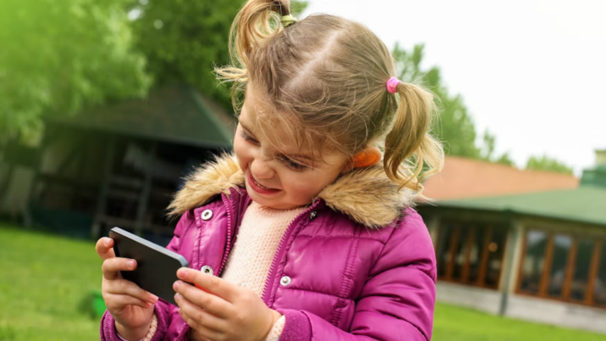 Danemark interdit les réseaux sociaux aux moins de 15 ans pour préserver le bien-être numérique des enfants !