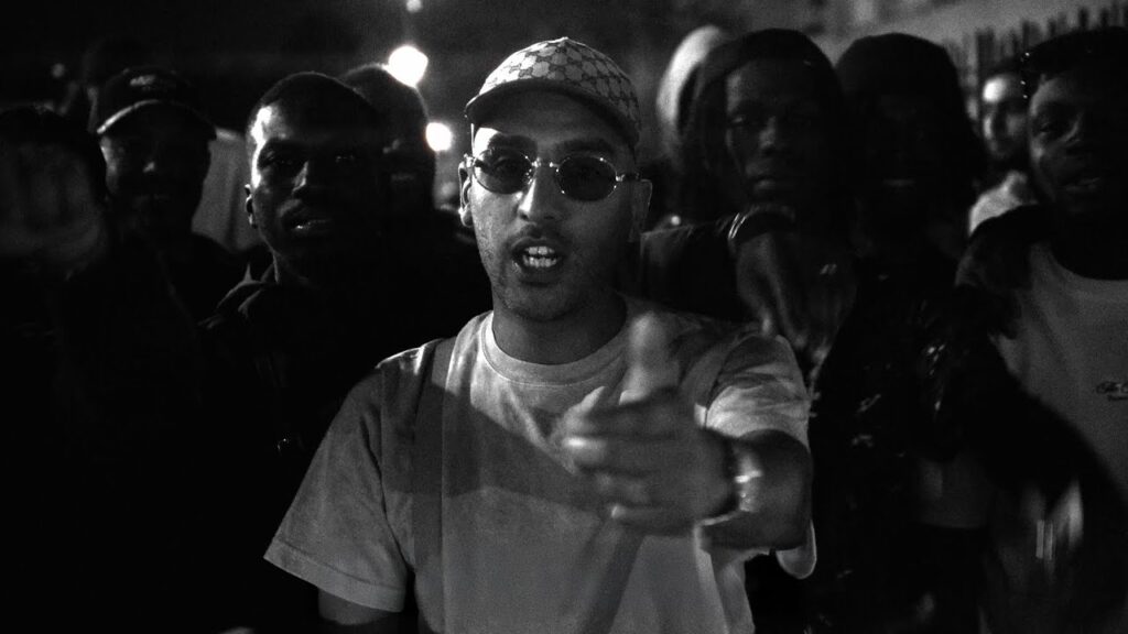 Découvrez le Clip Éblouissant de Heuss L'enfoiré : Maharaja!