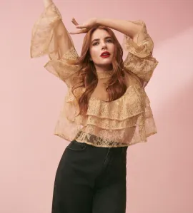 Emma Roberts à l’honneur dans la première campagne star de Loft !