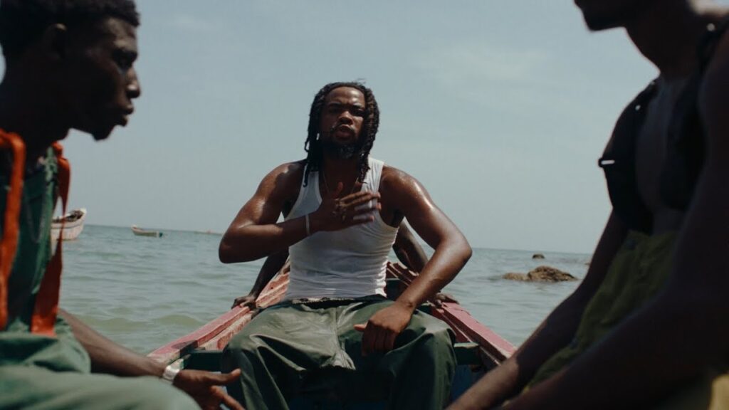 Kaza - Solo Béton : Découvre le Clip Officiel qui Frappe ! 🎥🔥