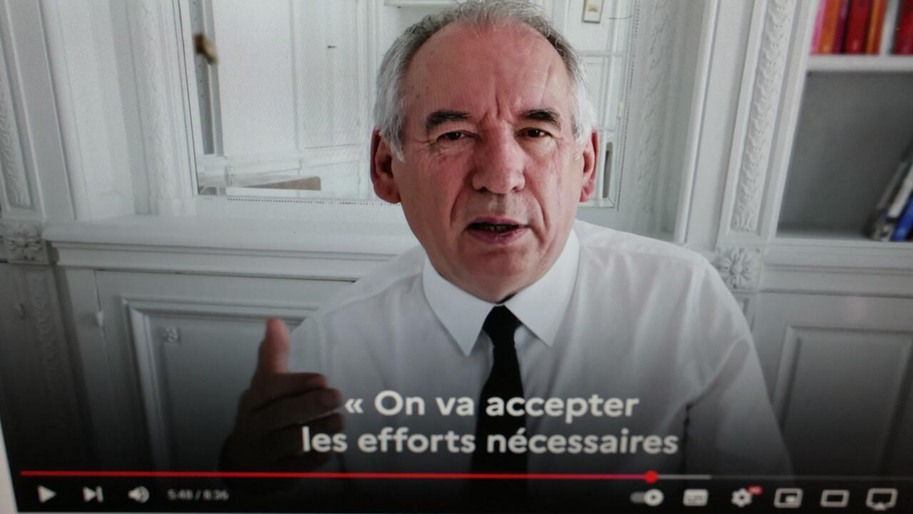 PM français mise sur YouTube pour apaiser la colère sur les coupes budgétaires