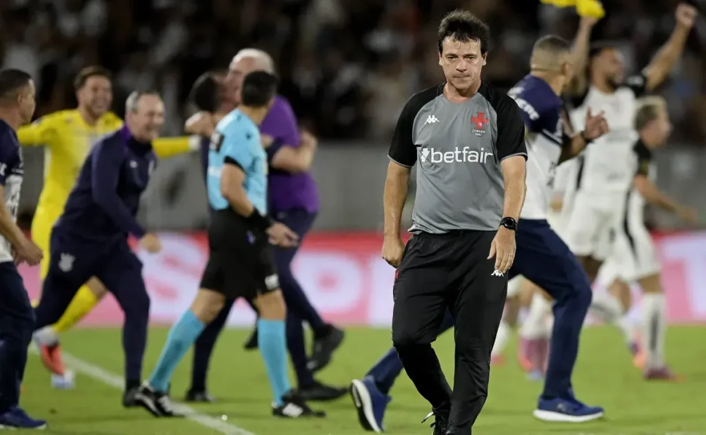 Les Corinthians enflamment les réseaux sociaux en taclant le Vasco après leur victoire !