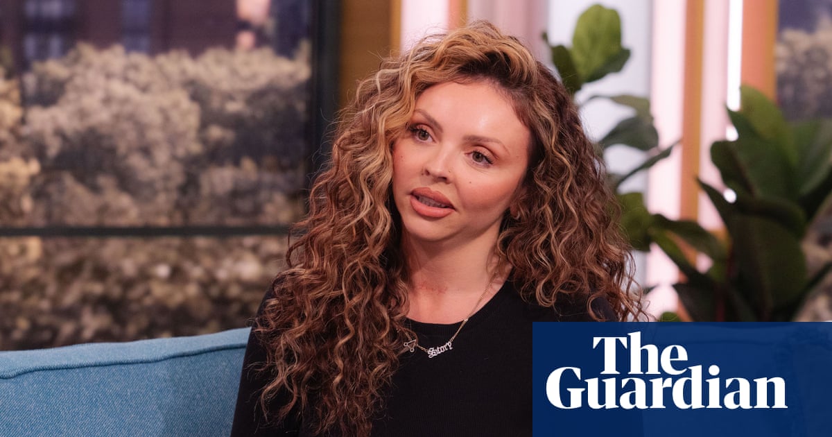 Jesy Nelson lance un appel : vol de voiture avec équipement médical pour ses jumeaux