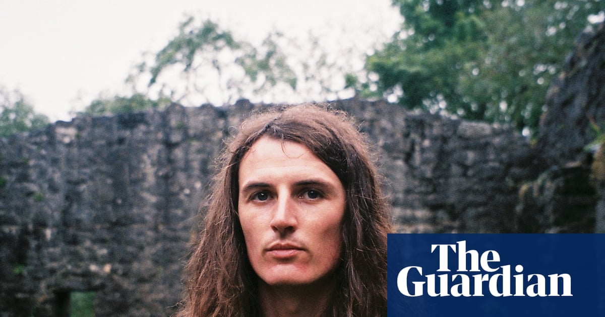 La scène folk : entre classe moyenne et grands écrans, Jim Ghedi fait vibrer Sheffield avec sa musique sombre.