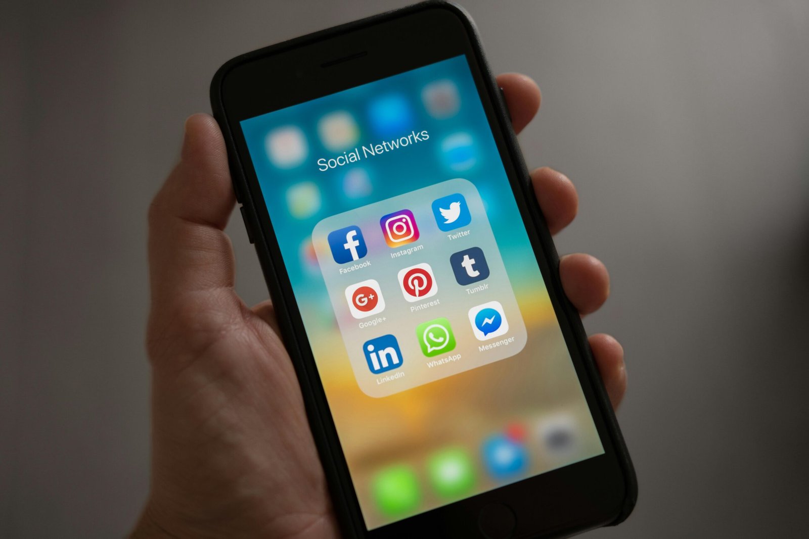 Les réseaux sociaux : la nouvelle vitrine du shopping en ligne