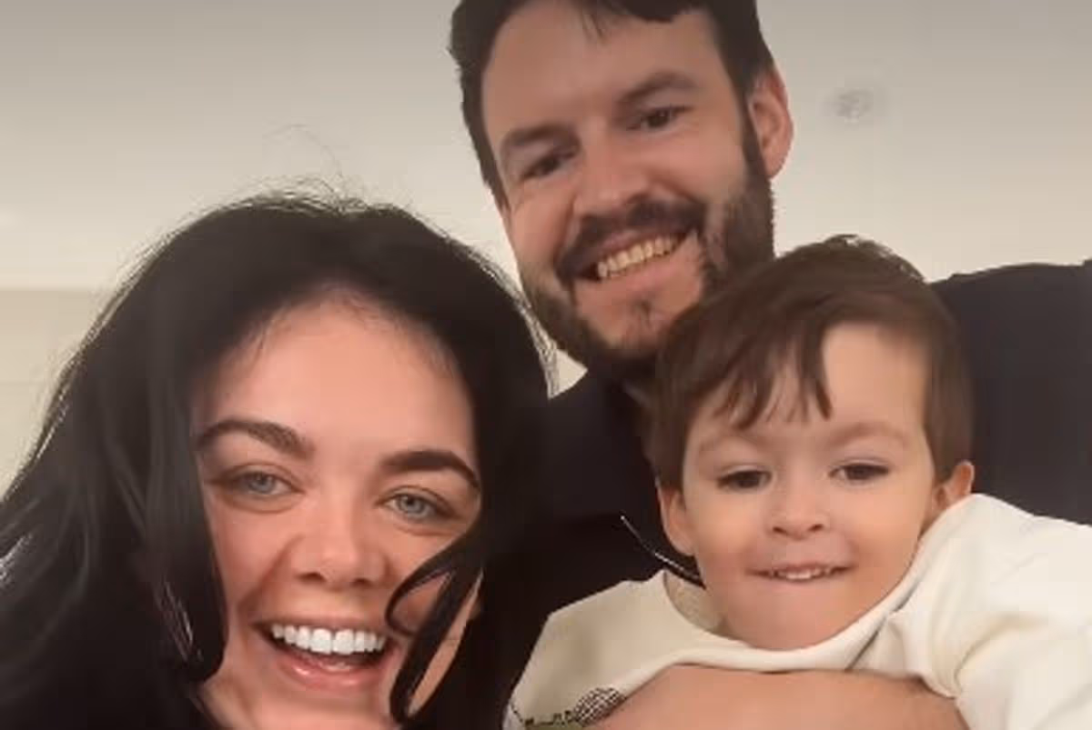 Star de I’m A Celebrity, Scarlett Moffatt, attend son “bébé miracle” !