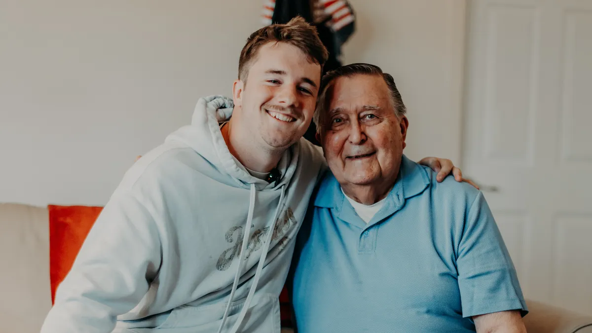 Un vétéran du Michigan de 88 ans et un influenceur en ligne s’unissent pour soutenir 50 vétérans dans 50 états !