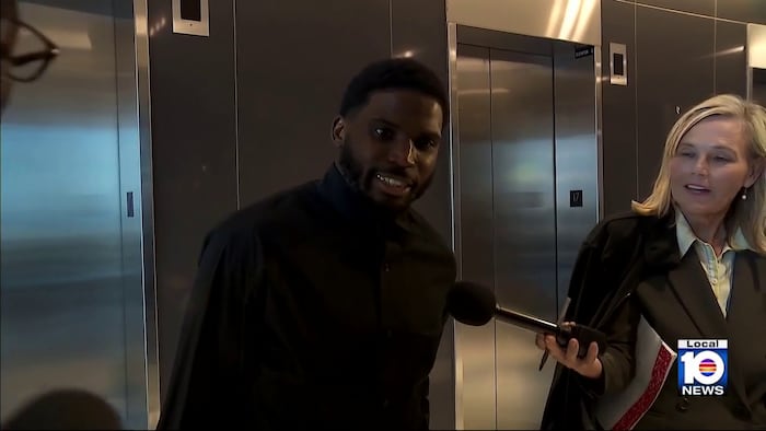 Accord final dans l’affaire civile de Tyreek Hill avec une influenceuse des réseaux sociaux !