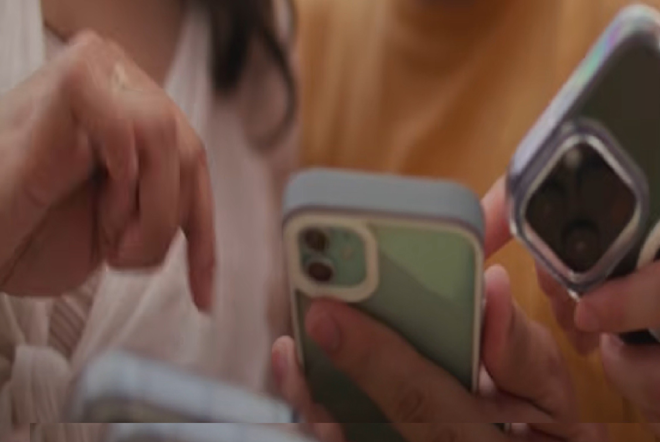 Interdiction des réseaux sociaux : les enfants pourraient contourner les restrictions, alerte une association