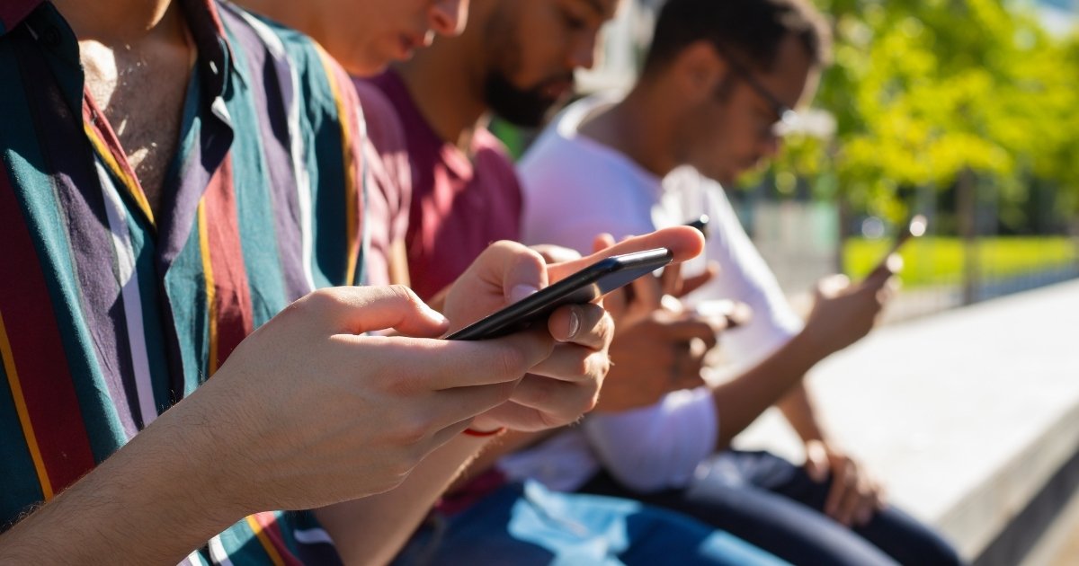 L’UE se prépare à lutter contre les algorithmes toxiques des réseaux sociaux !