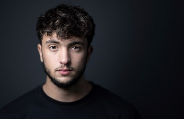 YouTuber français conquiert le manga après l’Everest !